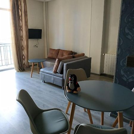 Apartment Sandra Тбілісі Екстер'єр фото