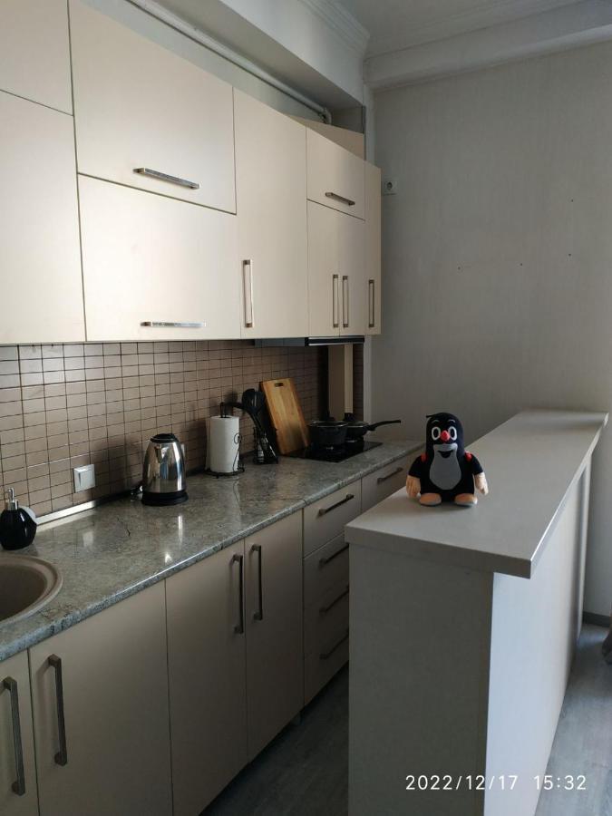 Apartment Sandra Тбілісі Екстер'єр фото