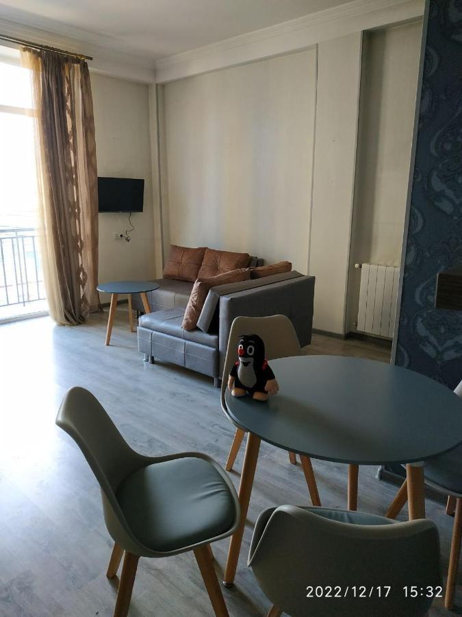 Apartment Sandra Тбілісі Екстер'єр фото