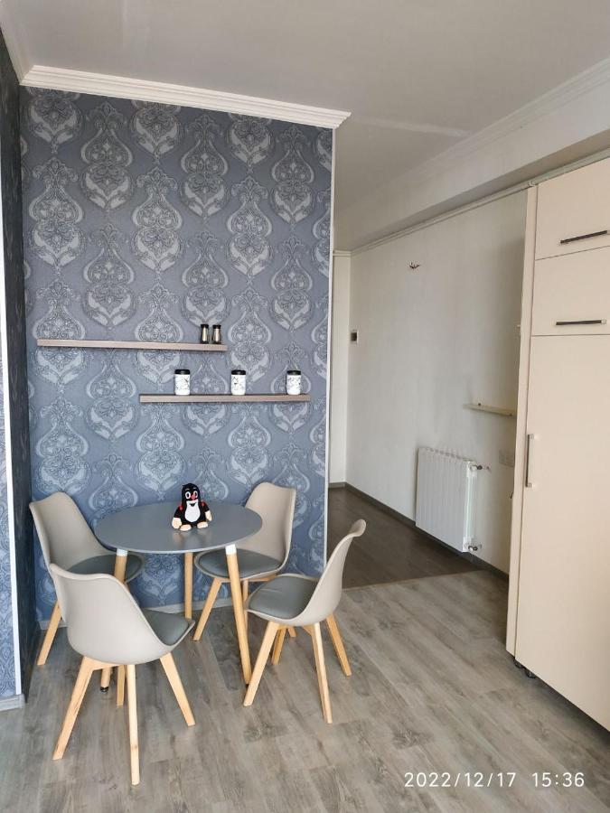 Apartment Sandra Тбілісі Екстер'єр фото