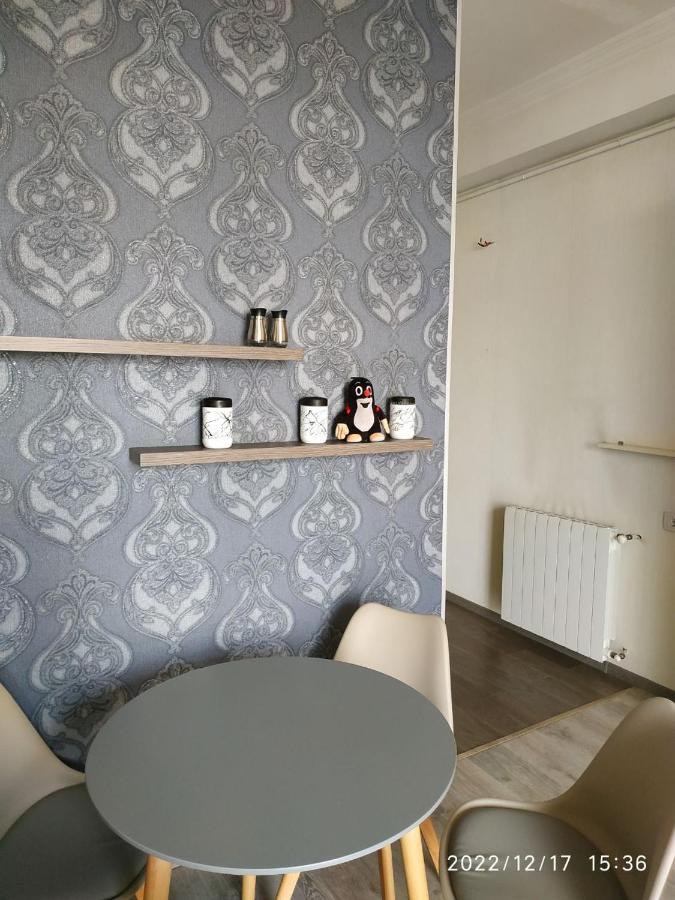 Apartment Sandra Тбілісі Екстер'єр фото